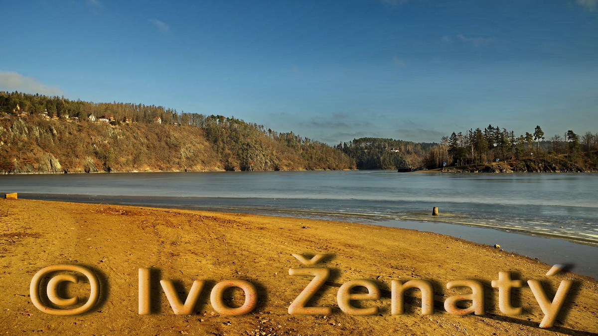 Hracholusky_Přehrada v zimě 02_MP